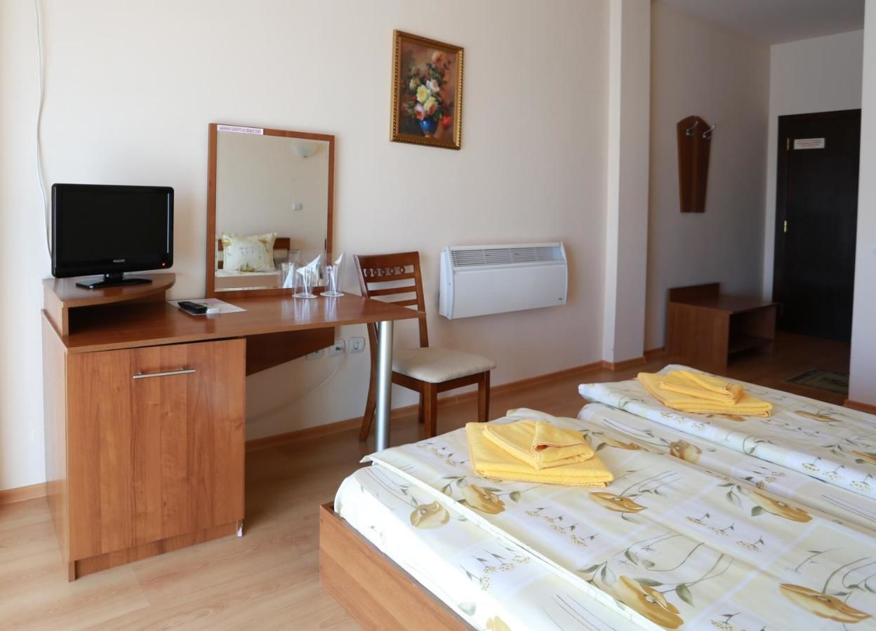 Отель Acropolis Hotel Пазарджик