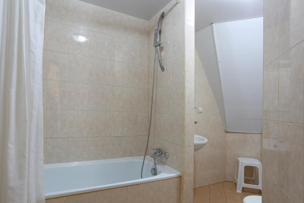 Отель Acropolis Hotel Пазарджик